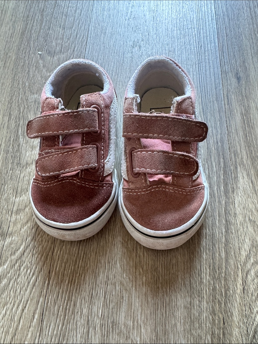 EUC toddler vans in dusty rose